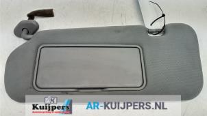 Used Sun visor Kia Sorento I (JC) 2.5 CRDi 16V Price € 10,00 Margin scheme offered by Autorecycling Kuijpers