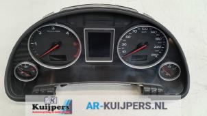 Usagé Compteur Audi A4 Avant (B6) 2.5 TDI 24V Prix € 35,00 Règlement à la marge proposé par Autorecycling Kuijpers