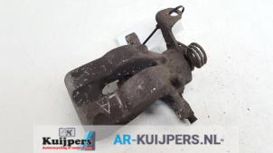 Used Rear brake calliper, left Alfa Romeo GT (937) 2.0 JTS 16V Price € 25,00 Margin scheme offered by Autorecycling Kuijpers