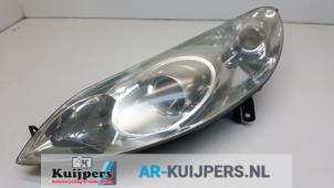 Used Headlight, left Peugeot 407 SW (6E) 2.2 16V Price € 50,00 Margin scheme offered by Autorecycling Kuijpers