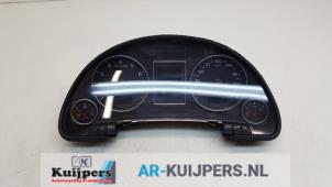 Używane Licznik kilometrów KM Audi A4 Quattro (B6) 1.8 T 20V Cena € 45,00 Procedura marży oferowane przez Autorecycling Kuijpers