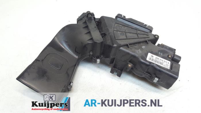 Begagnade Värmeelement Volkswagen Phaeton (3D) 5.0 V10 TDI 4Motion Pris € 60,00 Marginaltabell erbjuds av Autorecycling Kuijpers