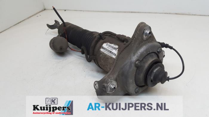 Używane Miech Volkswagen Phaeton (3D) 5.0 V10 TDI 4Motion Cena € 80,00 Procedura marży oferowane przez Autorecycling Kuijpers