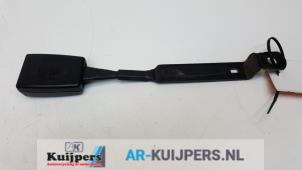 Used Front seatbelt buckle, right Volkswagen Caddy III (2KA,2KH,2CA,2CH) 2.0 SDI Price € 15,00 Margin scheme offered by Autorecycling Kuijpers