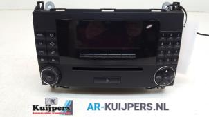 Used Radio CD player Mercedes A (W169) 2.0 A-180 CDI 16V Price € 95,00 Margin scheme offered by Autorecycling Kuijpers
