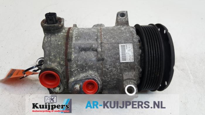Usagé Compresseur de clim Dodge Avenger (JS) 2.0 16V Prix € 65,00 Règlement à la marge proposé par Autorecycling Kuijpers