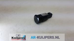 Used PDC Sensor Kia Sorento I (JC) 2.5 CRDi 16V VGT Price € 15,00 Margin scheme offered by Autorecycling Kuijpers