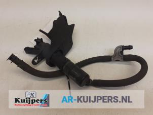 Used Headlight washer Volkswagen Polo IV (9N1/2/3) 1.2 Price € 19,00 Margin scheme offered by Autorecycling Kuijpers