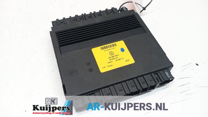 Begagnade Sätesdator Volkswagen Phaeton (3D) 6.0 W12 48V 4Motion Pris € 40,00 Marginaltabell erbjuds av Autorecycling Kuijpers