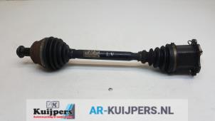 Used Front drive shaft, left Volkswagen Phaeton (3D) 6.0 W12 48V 4Motion Price € 95,00 Margin scheme offered by Autorecycling Kuijpers