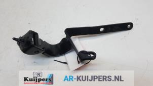 Used Tailgate hinge Audi A5 (8T3) 1.8 TFSI 16V Price € 29,00 Margin scheme offered by Autorecycling Kuijpers
