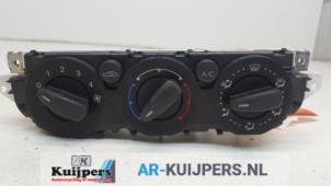 Usados Panel de control de calefacción Ford Focus 2 1.4 16V Precio € 19,00 Norma de margen ofrecido por Autorecycling Kuijpers