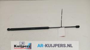 Used Rear gas strut, left Peugeot 1007 (KM) 1.4 Price € 15,00 Margin scheme offered by Autorecycling Kuijpers