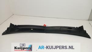 Used Cowl top grille Peugeot 1007 (KM) 1.4 Price € 30,00 Margin scheme offered by Autorecycling Kuijpers