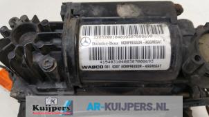 Używane Sprezarka Mercedes S (W220) 3.2 S-320 18V Cena € 225,00 Procedura marży oferowane przez Autorecycling Kuijpers