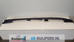 Usagé Kit rails de toit Volvo XC70 (BZ) 2.4 D5 20V AWD Prix € 70,00 Règlement à la marge proposé par Autorecycling Kuijpers