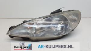 Used Headlight, left Peugeot 206 (2A/C/H/J/S) 1.4 XR,XS,XT,Gentry Price € 15,00 Margin scheme offered by Autorecycling Kuijpers