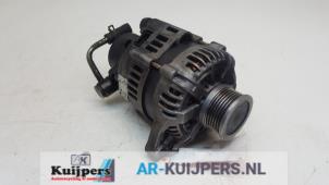 Dynamo van een Kia Carens II (FJ) 2.0 CRDI 16V 2004
