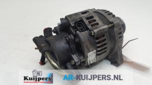 Dynamo van een Kia Carens II (FJ) 2.0 CRDI 16V 2004