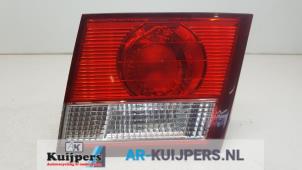 Used Taillight, right Kia Carens II (FJ) 2.0 CRDI 16V Price € 20,00 Margin scheme offered by Autorecycling Kuijpers
