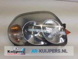 Used Headlight, right Renault Clio II (BB/CB) 1.6 Price € 20,00 Margin scheme offered by Autorecycling Kuijpers