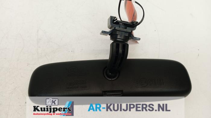Używane Lusterko wewnetrzne Mazda 5 (CR19) 2.0 CiDT 16V High Power Cena € 20,00 Procedura marży oferowane przez Autorecycling Kuijpers