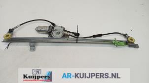 Used Window mechanism 4-door, front right Fiat Ducato (243/244/245) 2.8 JTD 15 Price € 50,00 Margin scheme offered by Autorecycling Kuijpers
