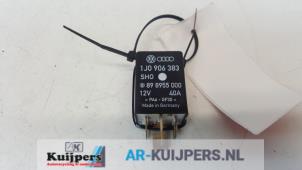 Used Fuel pump relay Volkswagen New Beetle (9C1/9G1) 2.0 Price € 18,00 Margin scheme offered by Autorecycling Kuijpers
