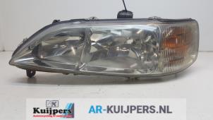 Used Headlight, left Honda Accord (CG) 2.0i 16V Price € 70,00 Margin scheme offered by Autorecycling Kuijpers