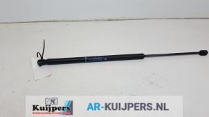 Used Rear gas strut, right Citroen C4 Picasso (UD/UE/UF) 2.0 16V Autom. Price € 10,00 Margin scheme offered by Autorecycling Kuijpers