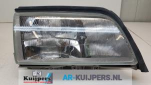 Used Headlight, right Mercedes C (W202) 2.0 C-200K 16V Price € 40,00 Margin scheme offered by Autorecycling Kuijpers