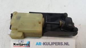 Used Tank cap cover switch Volvo V70 (SW) 2.4 D5 20V Price € 15,00 Margin scheme offered by Autorecycling Kuijpers