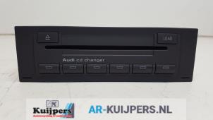 Usagé Lecteur CD Audi A3 (8P1) 2.0 16V FSI Prix € 55,00 Règlement à la marge proposé par Autorecycling Kuijpers