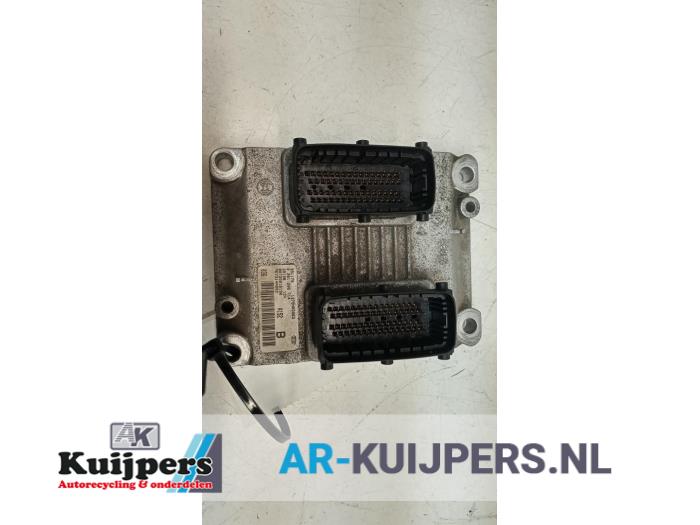 Used Engine management computer Opel Astra G (F08/48) 1.6 Price € 75,00 Margin scheme offered by Autorecycling Kuijpers