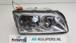 Used Headlight, right Volvo V40 (VW) 1.9 16V T4 Price € 20,00 Margin scheme offered by Autorecycling Kuijpers