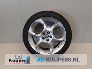 Gebrauchte Felge + Reifen Alfa Romeo GT (937) 1.8 Twin Spark 16V Preis € 50,00 Margenregelung angeboten von Autorecycling Kuijpers