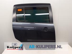 Used Sliding door, right Mazda 5 (CR19) 1.8i 16V Price € 95,00 Margin scheme offered by Autorecycling Kuijpers
