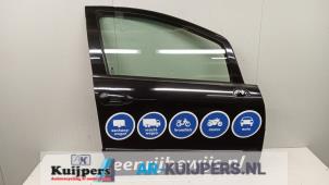 Używane Drzwi prawe przednie wersja 4-drzwiowa Fiat Punto Evo (199) 1.3 JTD Multijet 85 16V Euro 5 Cena € 75,00 Procedura marży oferowane przez Autorecycling Kuijpers