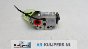 Used AC expansion valve Volkswagen Transporter T5 2.0 BiTDI DRF Price € 25,00 Margin scheme offered by Autorecycling Kuijpers