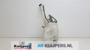 Used Front windscreen washer reservoir Alfa Romeo 159 (939AX) 1.8 MPI 16V Price € 30,00 Margin scheme offered by Autorecycling Kuijpers