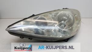 Used Headlight, left Peugeot 807 2.2 16V Price € 80,00 Margin scheme offered by Autorecycling Kuijpers