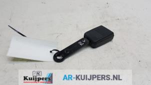Used Front seatbelt buckle, right Peugeot 206 (2A/C/H/J/S) 1.6 16V Price € 15,00 Margin scheme offered by Autorecycling Kuijpers