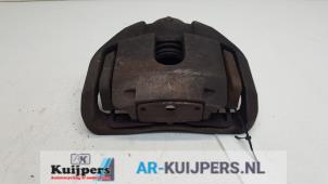 Used Front brake calliper, left BMW 5 serie (E60) 520i 24V Price € 25,00 Margin scheme offered by Autorecycling Kuijpers