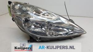 Used Headlight, right Peugeot 607 (9D/U) 2.9 V6 24V Price € 125,00 Margin scheme offered by Autorecycling Kuijpers