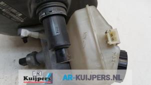 Używane Glówny cylinder hamulcowy Volvo XC90 I 3.2 24V Cena € 125,00 Procedura marży oferowane przez Autorecycling Kuijpers