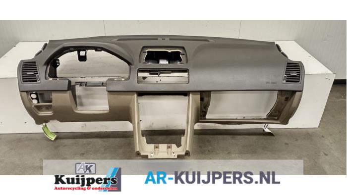 Używane Panel Volvo XC90 I 3.2 24V Cena € 150,00 Procedura marży oferowane przez Autorecycling Kuijpers