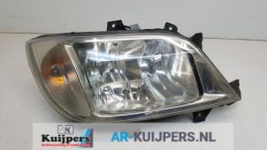 Used Headlight, right Mercedes Sprinter 2t (901/902) 208 CDI 16V Price € 29,00 Margin scheme offered by Autorecycling Kuijpers