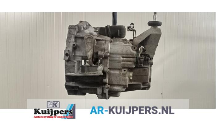 Gearbox from a Renault Master II (FD/HD) 2.5 D 1998