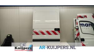 Używane Drzwi przesuwne prawe Renault Master III (ED/HD/UD) 3.0 dCi 16V 140 Cena € 125,00 Procedura marży oferowane przez Autorecycling Kuijpers