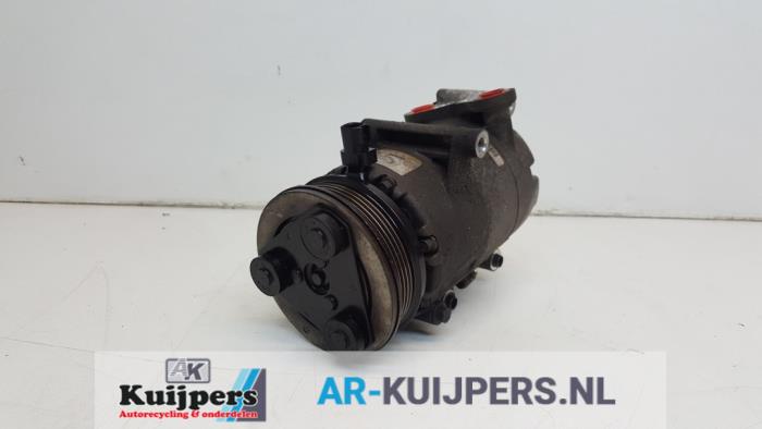 Usagé Pompe clim Ford Focus C-Max 1.8 16V Prix € 40,00 Règlement à la marge proposé par Autorecycling Kuijpers